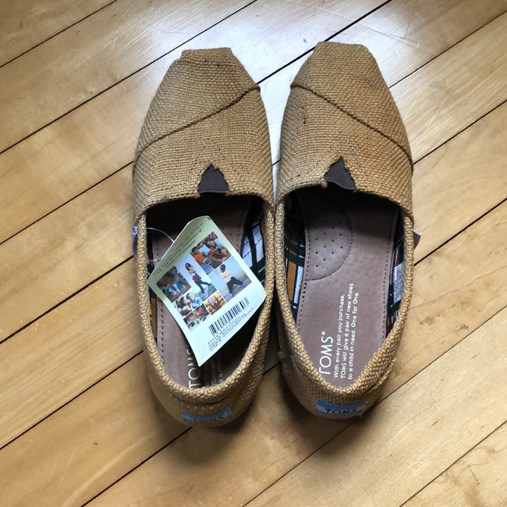 Women’s Burlap TOMS